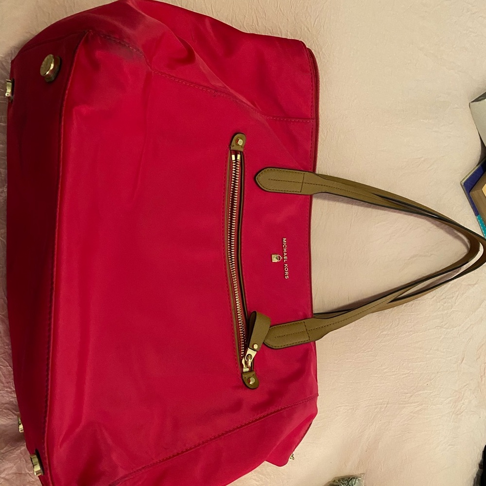 Michael Kora Kelsey Pink Nylon Tote Bag